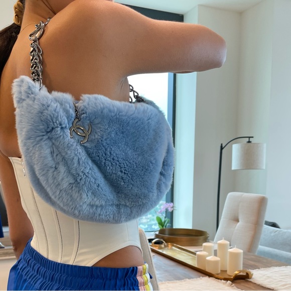 Chanel Blue Fur Vintage Purse - Picture 5 of 14